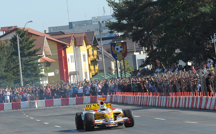 Kamrad - Formula 1 Roadshow in Romania