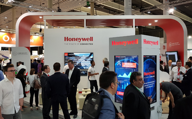 Kamrad - Stand Honeywell IoT Barcelona